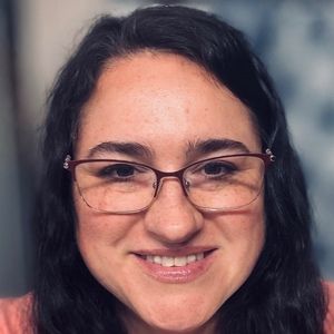 Meet your Posher, Carrie